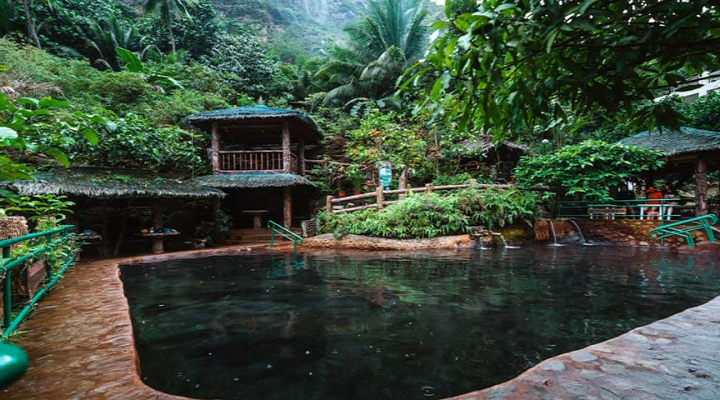 8 Red Rock Hot Spring